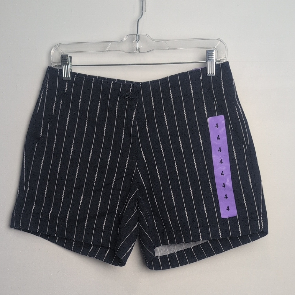 Nautica Black and White Pinstriped Women's Mid Rise Twill Shorts